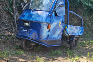 Ape 50 cross serie limitata radio 105