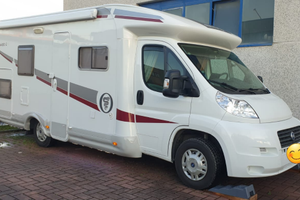 Semintegrale Elnagh con porta scooter