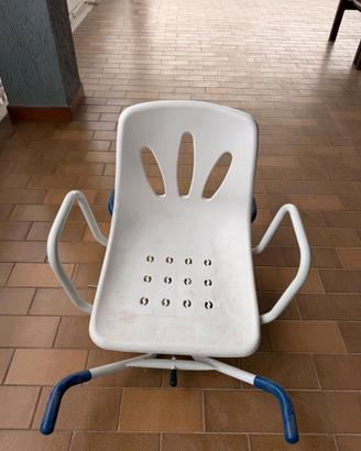 Sedia per vasca girevole per anziani/disabili usat