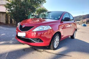 Lancia Ypsilon - Anno 2016 versione SILVER