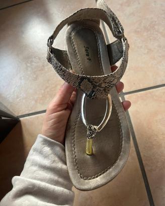 Sandali infradito 35