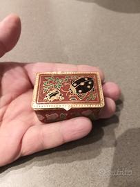 scatola in metallo smaltato