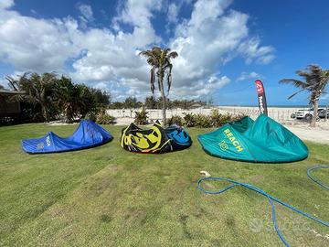 Vela kitesurf North Reach 8 e 10 + barra (2023)