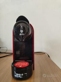 Bialetti Gioia macchina da caffè a capsule rossa