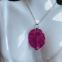 Collana con vero fiore