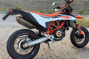 Ktm  690 smc r