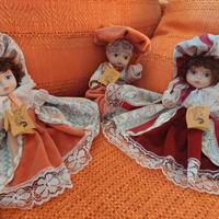 3 bambole da collezione in capodimonte