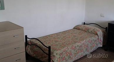 Posto letto in stanza doppia per donna