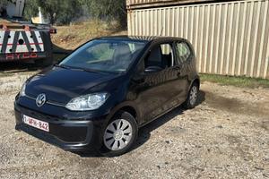 Volkswagen Up 1.0 - Move Up!