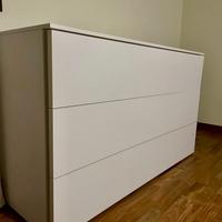 Cassettiera/comò da camera