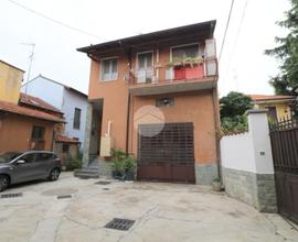 3 LOCALI A RHO