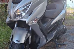 Suzuki Burgman 400