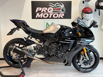 Yamaha YZF R1 M + accessori - 2024