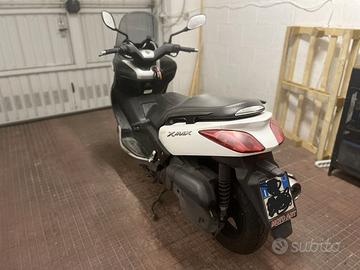 Yamaha X-Max 125 2010 non funzionante (150 + p.p.)
