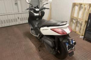 Yamaha X-Max 125 2010 non funzionante (150 + p.p.)