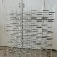 Porta bottiglie in plexiglass da terra