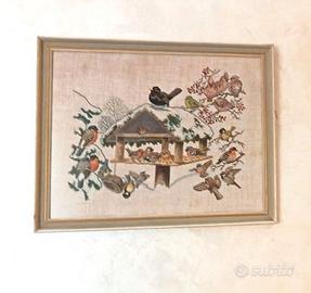 Quadro con ricamo su tela di lino