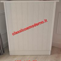 bancone reception cannettato centro estetico legno