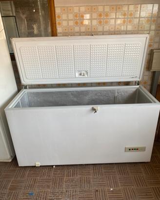 Freezer a pozzetto Ignis 500 litri