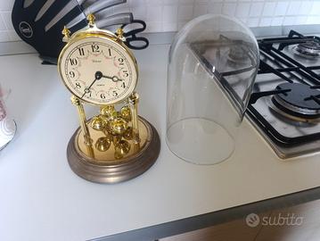 lampada  usabile come espositore modellismo 