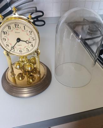 lampada  usabile come espositore modellismo 