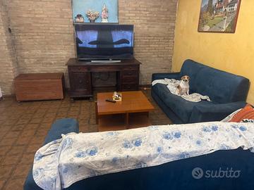 Mobili soggiorno camera e cucina