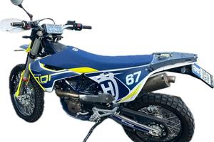 701 da vetrina accessoriata