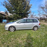 Peugeot 307sw 7 posti anno2007 € 3`200 
