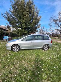 Peugeot 307sw 7 posti anno2007 € 3`200 