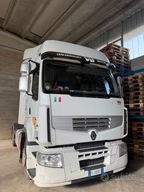 Renault premium