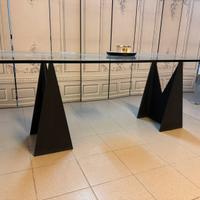 Tavolo in vetro da pranzo/riunioni