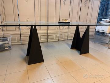 Tavolo in vetro da pranzo/riunioni