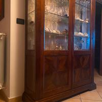 Vetrina in arte povera