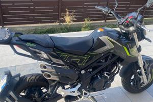 Benelli TNT 125 2024
