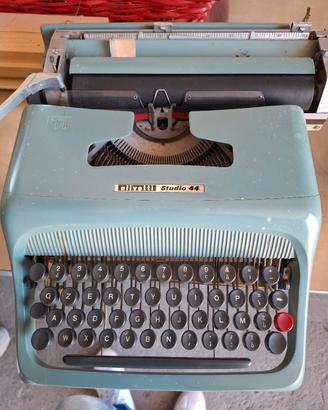 Olivetti Lettera 22