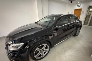 MERCEDES- BENZ GLA 200 D 136CV AMG PREMIUM PLUS 4M