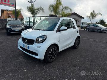 Smart fortwo 1.0 benzina 70cv AUTOMATICA