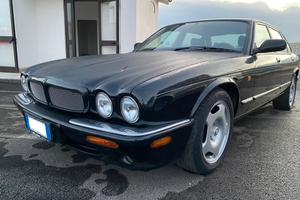Jaguar XJ JAGUAR XJ 3.2 BENZINA 236cv AUTOMATIC