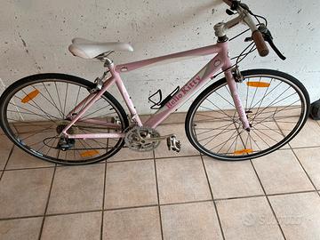 Bicicletta HelloKitty con ruote tubolari da 28