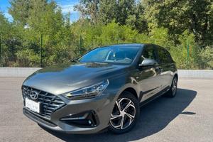 Hyundai i30 1.6 CRDi 136 CV hybrid 48V DCT 5 porte