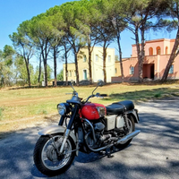 Moto Guzzi V7 700 - 1968 -