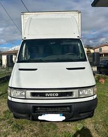 Furgone Iveco daily 35-13