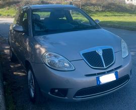 Lancia Ypsilon 1.3 MJT 75 CV Neopatentati