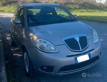 Lancia Ypsilon 1.3 MJT 75 CV Neopatentati