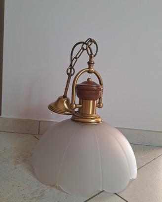 Lampadario vetro opaco