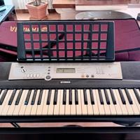 Tastiera Yamaha E203 con custodia originale