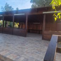 Tettoia portico in legno