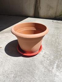 Vaso e porta vaso