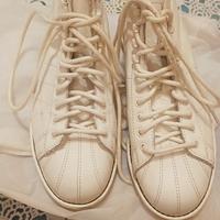 scarpe Adidas sportive bianche 