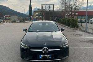 Mercedes benz cla 200d